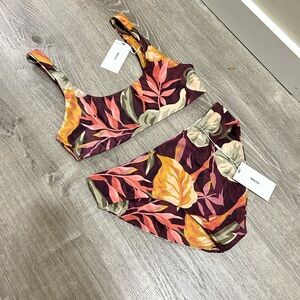 MIKOH swimwear fauna floral bikini top and bottom Medium wailua top Cruz bay 2
